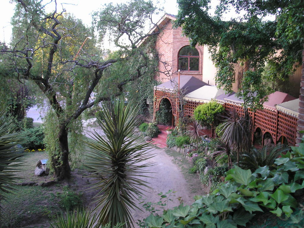 Mon Petit Hotel Villa Carlos Paz Buitenkant foto