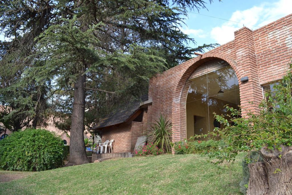 Mon Petit Hotel Villa Carlos Paz Buitenkant foto